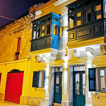 Evolve Coliving 4*