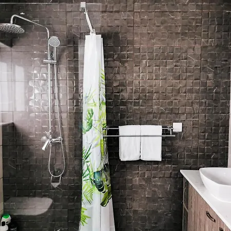 Pensión Evolve Coliving 4*