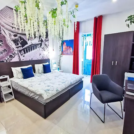 Pensión Evolve Coliving 4*