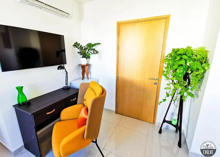 Evolve Coliving 4* سليمة